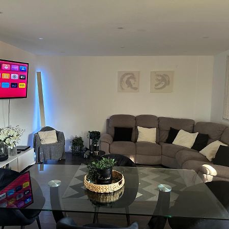 Location De Chambre Privee Dans Residence Prive, Jardins Et Parking Gratuit 1 Min To Tramway Et 9 Min De Centre-Ville, Accessibilite A Plusieurs Transports Ница Екстериор снимка